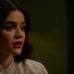 Katy_Keene_S01E10_Chapter_Ten_Gloria_1080p_AMZN_WEB-DL_DDP5_1_H_264-KiNGS_1490.jpg