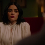 Katy_Keene_S01E10_Chapter_Ten_Gloria_1080p_AMZN_WEB-DL_DDP5_1_H_264-KiNGS_1501.jpg