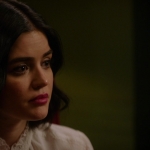 Katy_Keene_S01E10_Chapter_Ten_Gloria_1080p_AMZN_WEB-DL_DDP5_1_H_264-KiNGS_1531.jpg