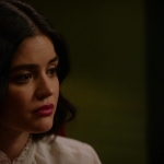 Katy_Keene_S01E10_Chapter_Ten_Gloria_1080p_AMZN_WEB-DL_DDP5_1_H_264-KiNGS_1533.jpg