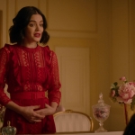 Katy_Keene_S01E10_Chapter_Ten_Gloria_1080p_AMZN_WEB-DL_DDP5_1_H_264-KiNGS_1713.jpg