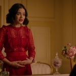 Katy_Keene_S01E10_Chapter_Ten_Gloria_1080p_AMZN_WEB-DL_DDP5_1_H_264-KiNGS_1715.jpg