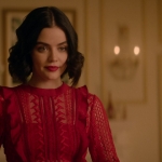 Katy_Keene_S01E10_Chapter_Ten_Gloria_1080p_AMZN_WEB-DL_DDP5_1_H_264-KiNGS_1725.jpg