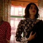 Katy_Keene_S01E10_Chapter_Ten_Gloria_1080p_AMZN_WEB-DL_DDP5_1_H_264-KiNGS_1929.jpg