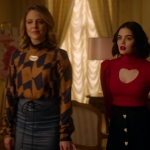 Katy_Keene_S01E10_Chapter_Ten_Gloria_1080p_AMZN_WEB-DL_DDP5_1_H_264-KiNGS_2481.jpg