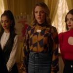 Katy_Keene_S01E10_Chapter_Ten_Gloria_1080p_AMZN_WEB-DL_DDP5_1_H_264-KiNGS_2500.jpg