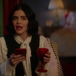Katy_Keene_S01E11_Chapter_Eleven_Who_Can_I_Turn_To_1080p_AMZN_WEB-DL_DDP5_1_H_264-KiNGS_0125.jpg