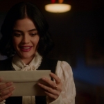 Katy_Keene_S01E11_Chapter_Eleven_Who_Can_I_Turn_To_1080p_AMZN_WEB-DL_DDP5_1_H_264-KiNGS_0156.jpg