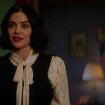 Katy_Keene_S01E11_Chapter_Eleven_Who_Can_I_Turn_To_1080p_AMZN_WEB-DL_DDP5_1_H_264-KiNGS_0200.jpg