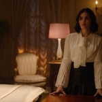 Katy_Keene_S01E13_Chapter_Thirteen_Come_Together_1080p_AMZN_WEB-DL_DDP5_1_H_264-KiNGS_0400.jpg