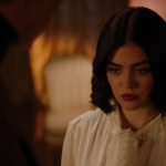 Katy_Keene_S01E13_Chapter_Thirteen_Come_Together_1080p_AMZN_WEB-DL_DDP5_1_H_264-KiNGS_0422.jpg