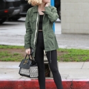 Lucy1201-004.jpg