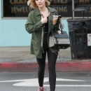 Lucy1201-037.jpg