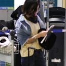 LucyCatchesAnFlight-033.jpg