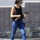 LucyInBeverlyHillsJul12-012.jpg