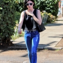 LucyInBeverlyHillsJul12-017.jpg