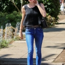 LucyInBeverlyHillsJul12-020.jpg