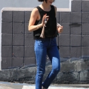 LucyInBeverlyHillsJul12-028.jpg