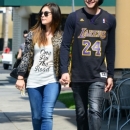 Lucy_and_Joel_Crouse_in_Los_Angeles_23-06-2014_27.jpg
