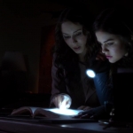 Filename=Pretty_Little_Liars_S02x25_720p_Bluray_Dual_PauloADM_0816.jpg
Filesize=41KiB
Dimensions=1280x720
Date added=Jul 04, 2019 Pretty_Little_Liars_S02x25_720p_Bluray_Dual_PauloADM_0816.jpg