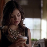 Pretty_Little_Liars_S03E09_BluRay_Rip_720p_Dual_Audio_WWW_TORRENTDOSFILMES_COM_0118.jpg