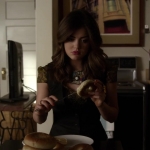 Pretty_Little_Liars_S03E10_BluRay_Rip_720p_Dual_Audio_WWW_TORRENTDOSFILMES_COM_0175.jpg