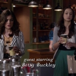 Pretty_Little_Liars_S03E14_BluRay_Rip_720p_Dual_Audio_WWW_TORRENTDOSFILMES_COM_0314.jpg