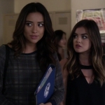 Pretty_Little_Liars_S05E22_Mini_720p_WEB-DL_Dual_RMZ-Dinho_0617.jpg