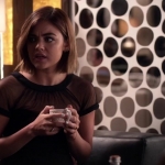 Pretty_Little_Liars_S06E12_Charlotte_s_Web_720p_WEB-DL_DD5_1_H_264-NTb_0092.jpg