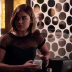 Pretty_Little_Liars_S06E12_Charlotte_s_Web_720p_WEB-DL_DD5_1_H_264-NTb_0109.jpg