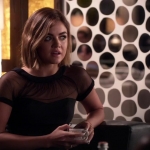 Pretty_Little_Liars_S06E12_Charlotte_s_Web_720p_WEB-DL_DD5_1_H_264-NTb_0111.jpg