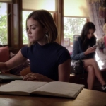 Pretty_Little_Liars_S06E13_The_Gloves_Are_On_720p_WEB-DL_DD5_1_H_264-NTb_1351.jpg