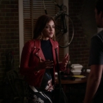 Pretty_Little_Liars_S06E13_The_Gloves_Are_On_720p_WEB-DL_DD5_1_H_264-NTb_1862.jpg