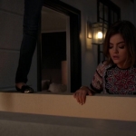 Pretty_Little_Liars_S06E15_Do_Not_Disturb_720p_WEB-DL_DD5_1_H_264-NTb_1921.jpg