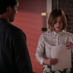 Pretty_Little_Liars_S06E17_We_ve_All_Got_Baggage_720p_WEB-DL_DD5_1_H_264-NTb_0996.jpg