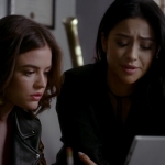 Pretty_Little_Liars_S07E13_WEB-DL_720p_DUAL_WWW_COMANDOTORRENTS_COM_0931.jpg