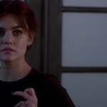 Pretty_Little_Liars_S07E18_WEB-DL_720p_DUAL_WWW_COMANDOTORRENTS_COM_0817.jpg