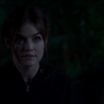 Pretty_Little_Liars_S07E18_WEB-DL_720p_DUAL_WWW_COMANDOTORRENTS_COM_0895.jpg