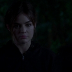 Pretty_Little_Liars_S07E18_WEB-DL_720p_DUAL_WWW_COMANDOTORRENTS_COM_0900.jpg
