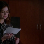 Pretty_Little_Liars_S07E18_WEB-DL_720p_DUAL_WWW_COMANDOTORRENTS_COM_1424.jpg