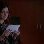 Pretty_Little_Liars_S07E18_WEB-DL_720p_DUAL_WWW_COMANDOTORRENTS_COM_1425.jpg