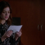 Pretty_Little_Liars_S07E18_WEB-DL_720p_DUAL_WWW_COMANDOTORRENTS_COM_1427.jpg