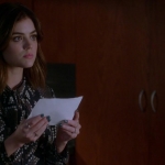 Pretty_Little_Liars_S07E18_WEB-DL_720p_DUAL_WWW_COMANDOTORRENTS_COM_1428.jpg