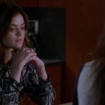 Pretty_Little_Liars_S07E18_WEB-DL_720p_DUAL_WWW_COMANDOTORRENTS_COM_1447.jpg