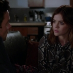 Pretty_Little_Liars_S07E18_WEB-DL_720p_DUAL_WWW_COMANDOTORRENTS_COM_1541.jpg