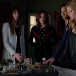 Pretty_Little_Liars_S07E19_WEB-DL_720p_DUAL_WWW_COMANDOTORRENTS_COM_2280.jpg