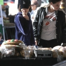 Filename=ShoppingFarmersMarket-013.jpg
Filesize=2066KiB
Dimensions=1920x2880
Date added=Dec 19, 2017 ShoppingFarmersMarket-013.jpg