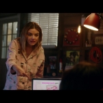 a_nice_girl_like_you_2020_1080p_web_h264-huzzah_0479.jpg