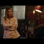 a_nice_girl_like_you_2020_1080p_web_h264-huzzah_0513.jpg