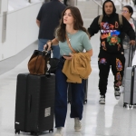 arrivingla240522-009.jpg